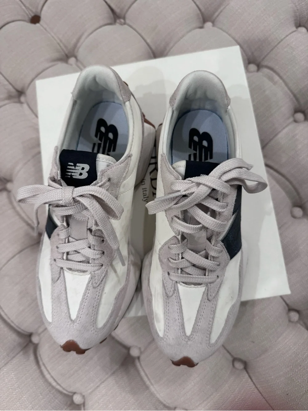 New Balance 327 Women's Sneakers in White & Navy